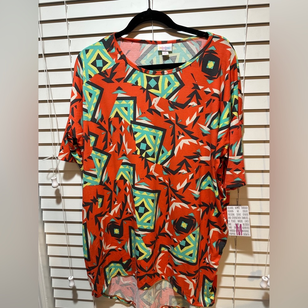 Lularoe Irma Colorful Geometric Print Top - M - NWT